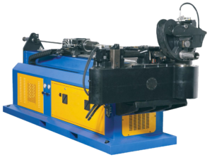 NC GIĘTARKA TRZPIENIOWA GIGABENDER GB100SNCL4V1<br/><span style="font-size: 12px; color: #808080">Półautomatyczna giętarka z zakresem pracy do Ø120×5,3mm</span>